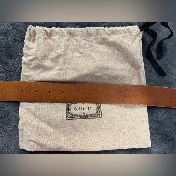 Gucci Leather Belt with Double G Buckle - Picture 7 of 12